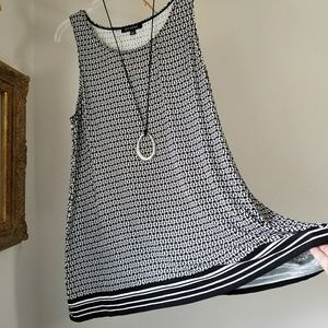 NWOT Max Edition Top